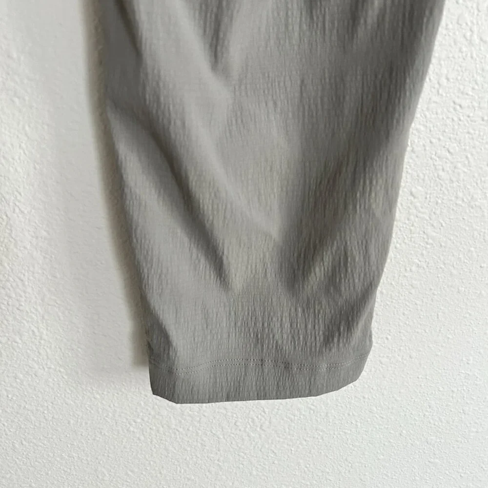 Athleta Pants Gray Mod Trekkie Crop Nylon Stretch Hiking Outdoor Casual - Picture 6 of 8